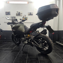 Carica l'immagine nel visualizzatore di Gallery, Ducati Multistrada V2S - 2026 - KM 663