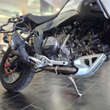 Carica l'immagine nel visualizzatore di Gallery, DUCATI DESERT X - 2026 - KM 615 - VEDI ACCESSORI IN DESCRIZIONE