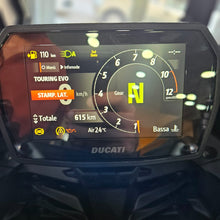Carica l'immagine nel visualizzatore di Gallery, DUCATI DESERT X - 2026 - KM 615 - VEDI ACCESSORI IN DESCRIZIONE