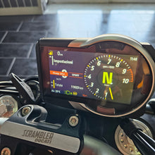 Carica l'immagine nel visualizzatore di Gallery, DUCATI SCRAMBLER ICON - 2024 - KM 11623