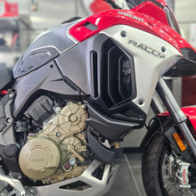 Carica l'immagine nel visualizzatore di Gallery, DUCATI MULTISTRADA V4 RALLY RADAR - 2026 - KM 317