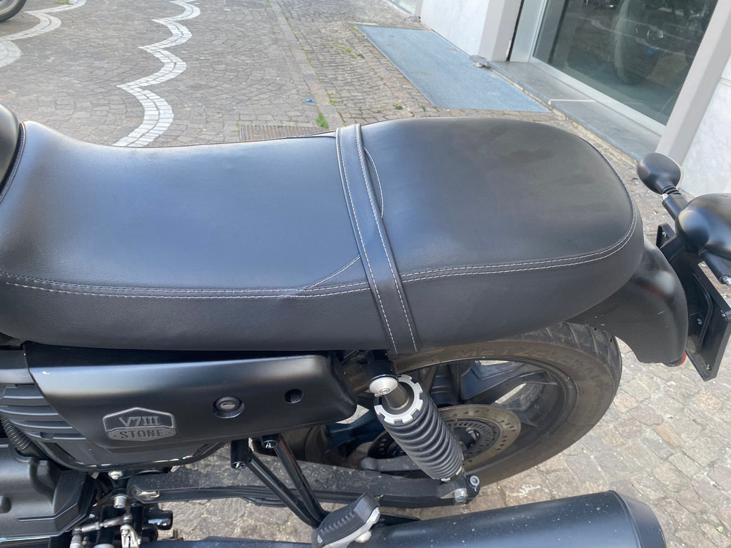 MOTO GUZZI V7 III STONE - 2020 - KM 24301