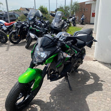 Carica l'immagine nel visualizzatore di Gallery, KAWASAKI Z 125 - 2024 - KM 7800
