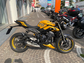 TRIUMPH STREET TRIPLE 765 RS - 2025 - KM 11304