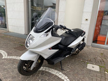 Carica l'immagine nel visualizzatore di Gallery, GILERA GP 800 - 2008 - KM 44489