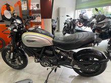 Carica l'immagine nel visualizzatore di Gallery, DUCATI SCRAMBLER 1100 - 2021 - KM 25344