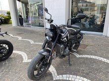 Carica l'immagine nel visualizzatore di Gallery, TRIUMPH TRIDENT 660 - 2021 - KM 21979