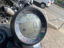 Carica l'immagine nel visualizzatore di Gallery, DUCATI SCRAMBLER 800 ICON DARK - 2021 - KM 23352