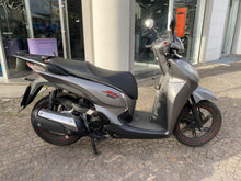 Carica l'immagine nel visualizzatore di Gallery, HONDA SH 300 I - 2019 - KM 22808