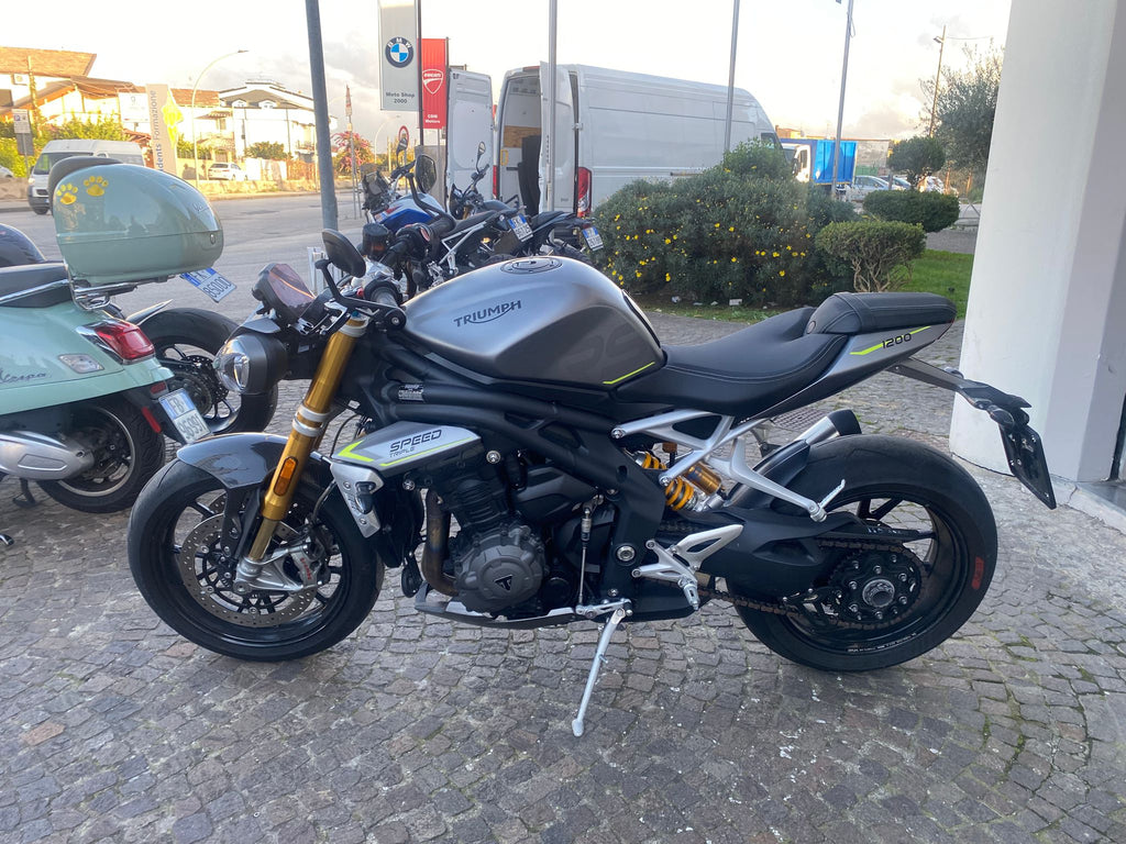TRIUMPH SPEED TRIPLE 1200 RS - 2022 - KM 10568
