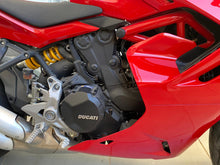 Carica l&#39;immagine nel visualizzatore di Gallery, DUCATI SUPERSPORT 950 - 2024 - KM 281