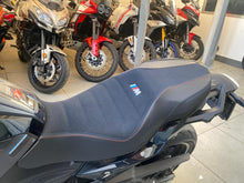 Carica l'immagine nel visualizzatore di Gallery, BMW F 900 XR - 2024 - KM 17419