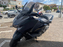 Carica l&#39;immagine nel visualizzatore di Gallery, YAMAHA T MAX 560 TECH MAX - 2021 - KM 13437