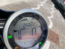 Carica l'immagine nel visualizzatore di Gallery, DUCATI SCRAMBLER 800 FULL THROTTLE - 2019 - KM 26022