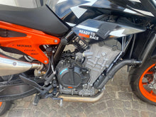 Carica l&#39;immagine nel visualizzatore di Gallery, KTM 890 DUKE GP - 2023 - KM 10328