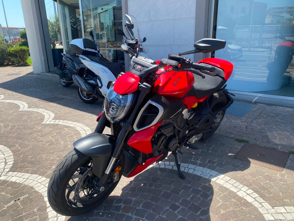 DUCATI DIAVEL V4 - 2024 - KM 4870