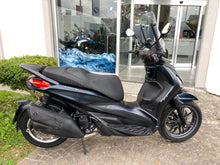 Carica l&#39;immagine nel visualizzatore di Gallery, PIAGGIO BEVERLY 400 S - 2021 - KM 33831
