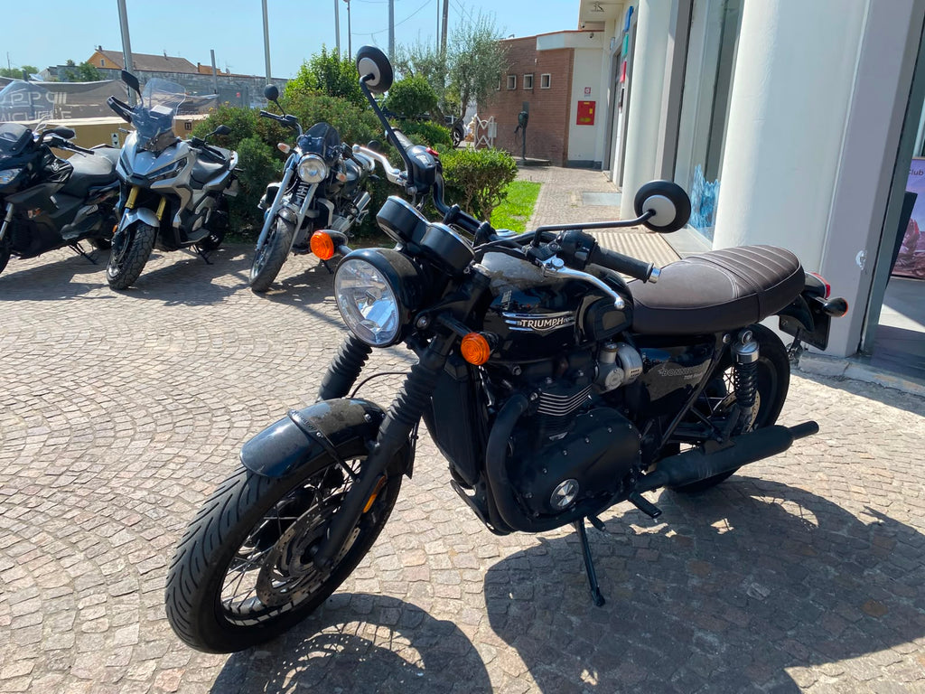TRIUMPH BONNEVILLE T120 BLACk - 2023 - KM 13520
