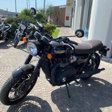 Carica l'immagine nel visualizzatore di Gallery, TRIUMPH BONNEVILLE T120 BLACk - 2023 - KM 13520