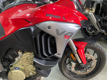 Carica l'immagine nel visualizzatore di Gallery, DUCATI MULTISTRADA V4 S - 2025 - KM 8537