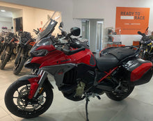 Carica l'immagine nel visualizzatore di Gallery, DUCATI MULTISTRADA V4 S - 2025 - KM 8537