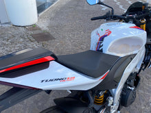 Carica l&#39;immagine nel visualizzatore di Gallery, APRILIA TUONO V4 FACTORY - 2024 - KM 16332