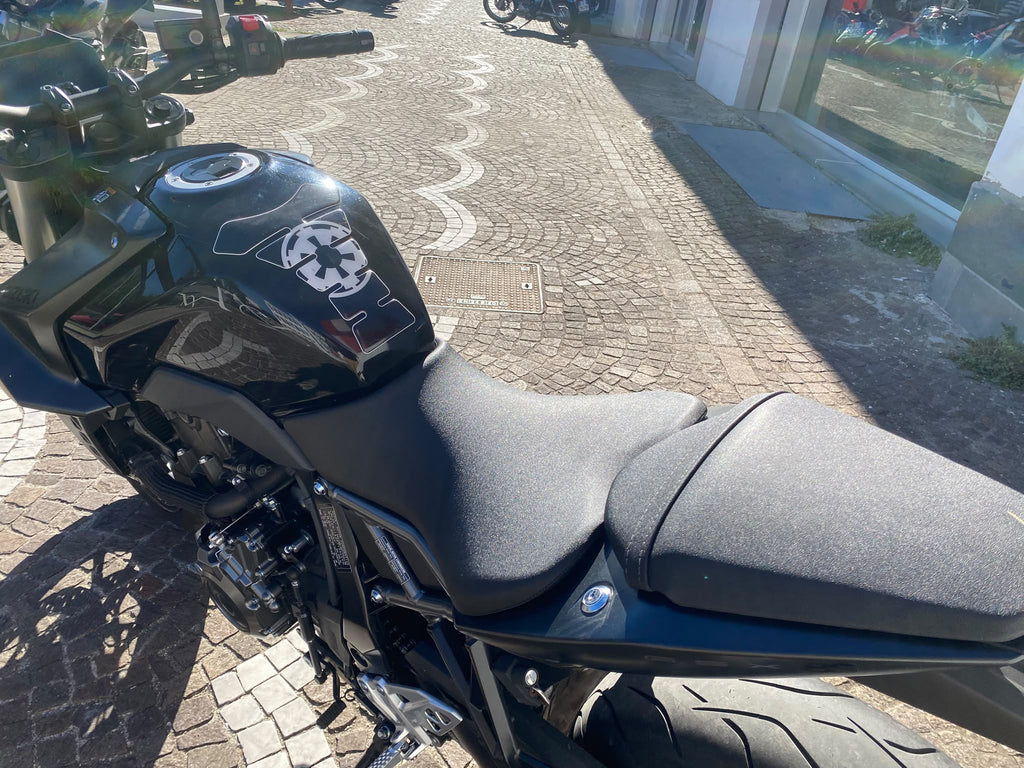 SUZUKI GSX 8 S - 2023 - KM 23100