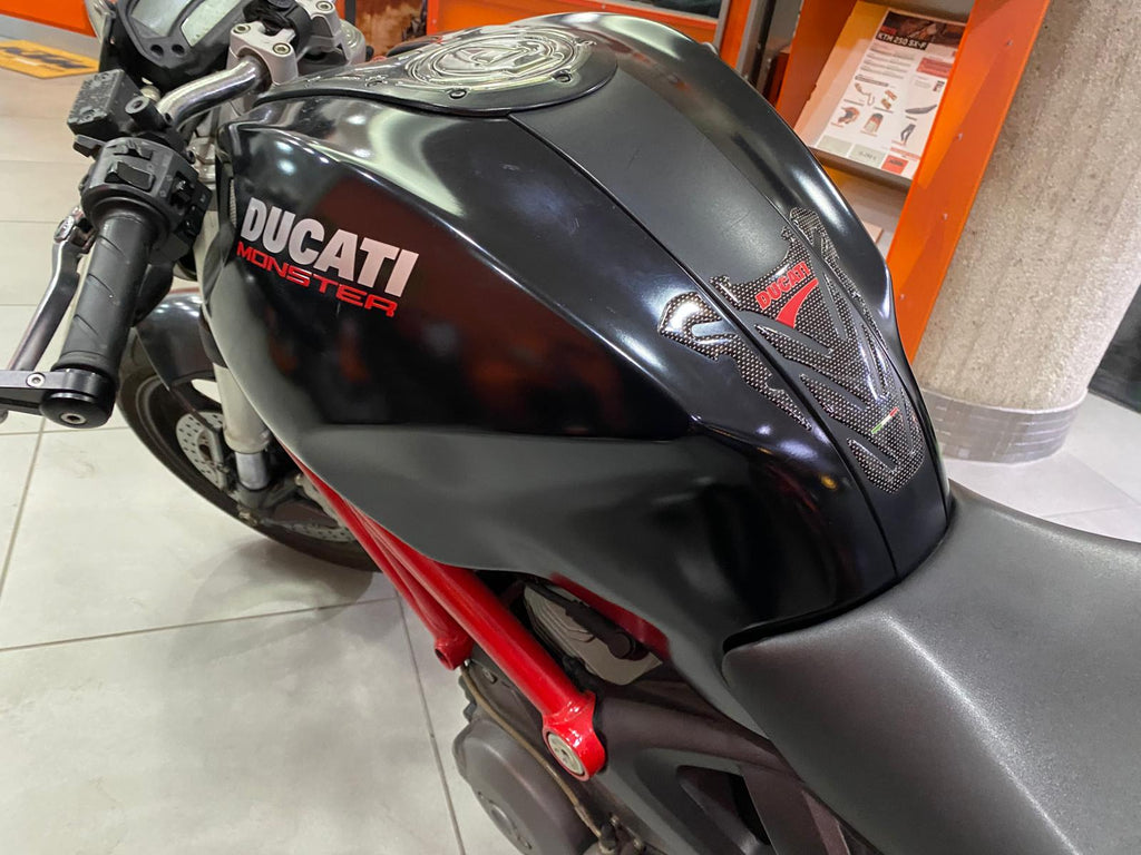 DUCATI MONSTER 696 + - 2010 - KM 46017