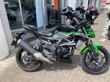 Carica l'immagine nel visualizzatore di Gallery, KAWASAKI Z 125 - 2024 - KM 7800