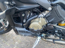 Carica l&#39;immagine nel visualizzatore di Gallery, DUCATI STREETFIGHTER V4 S - 2024 - KM 1921