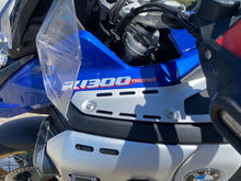 Carica l'immagine nel visualizzatore di Gallery, BMW R 1300 GS ADVENTURE TROPHY - 2025 - KM 4490