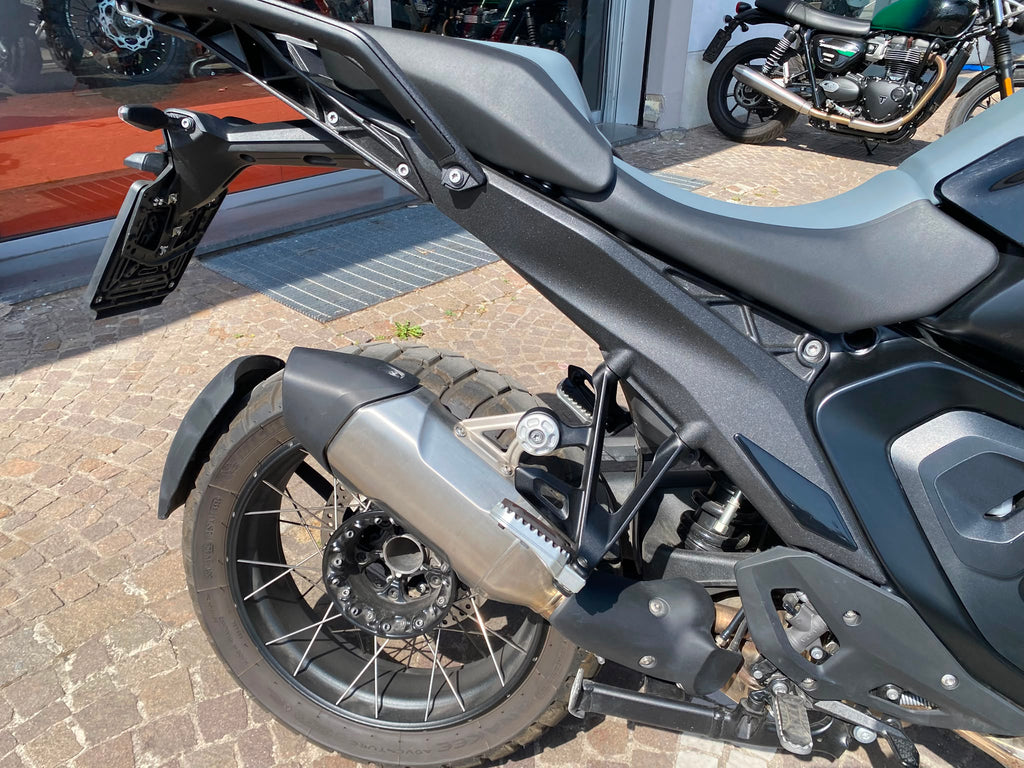 BMW R 1300 GS TRIPLE BLACK - 2025 - KM 3398