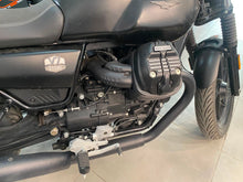 Carica l'immagine nel visualizzatore di Gallery, MOTO GUZZI V7 STONE - 2024 - KM 1166