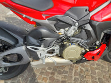 Carica l&#39;immagine nel visualizzatore di Gallery, DUCATI STREETFIGHTER V4 - 2025 - KM 427
