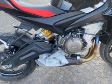 Carica l'immagine nel visualizzatore di Gallery, APRILIA TUONO 660 FACTORY - 2026 - KM 2585