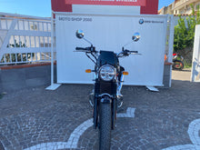 Carica l'immagine nel visualizzatore di Gallery, ROYAL ENFIELD INTERCEPTOR 650 - 2024 - KM 19530