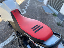 Carica l'immagine nel visualizzatore di Gallery, DUCATI DESERT X - 2022 - KM 19382