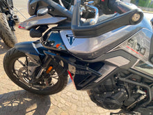 Carica l'immagine nel visualizzatore di Gallery, TRIUMPH TIGER 900 GT PRO - 2025 - KM 6511