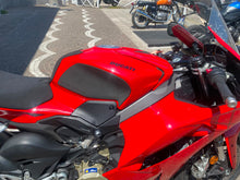 Carica l'immagine nel visualizzatore di Gallery, DUCATI PANIGALE V4 - 2025 - KM 17603