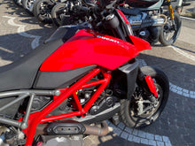 Carica l'immagine nel visualizzatore di Gallery, DUCATI HYPERMOTARD 950 - 2021 - KM 21223