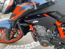 Carica l'immagine nel visualizzatore di Gallery, KTM 890 DUKE R - 2022 - KM 21090
