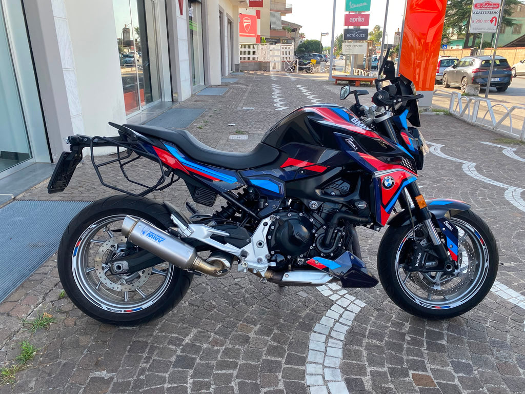 BMW F 900 R - 2023 - KM 11488