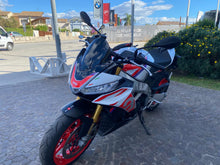 Carica l&#39;immagine nel visualizzatore di Gallery, APRILIA TUONO V4 FACTORY - 2024 - KM 16332