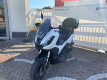Carica l'immagine nel visualizzatore di Gallery, HONDA ADV 350 - 2024 - KM 6135