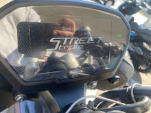 Carica l'immagine nel visualizzatore di Gallery, TRIUMPH STREET TRIPLE 765 RS - 2024 - KM 5799