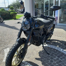 Carica l&#39;immagine nel visualizzatore di Gallery, DUCATI SCRAMBLER 800 FULL THROTTLE - 2025 - KM 430