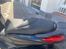 Carica l'immagine nel visualizzatore di Gallery, PIAGGIO BEVERLY 400 S - 2026 - KM 2411