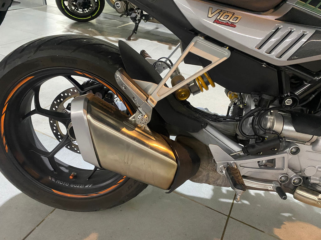 MOTO GUZZI V 100 MANDELLO S - 2024 - KM 7744