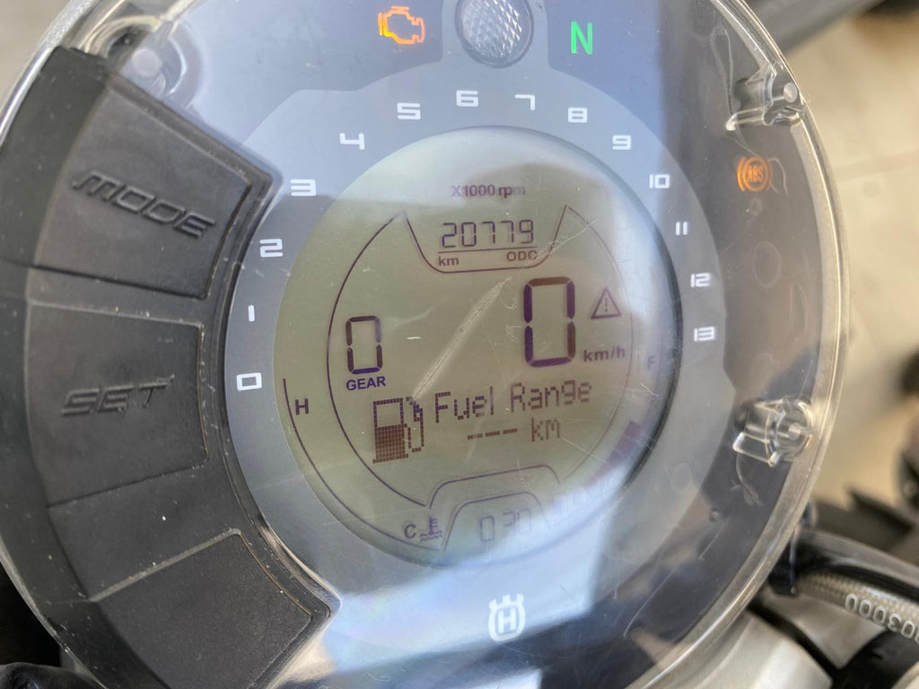 HUSQVARNA SVARTPILEN 401 - 2019 - KM 20779
