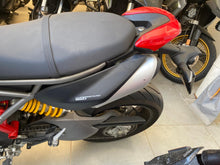 Carica l'immagine nel visualizzatore di Gallery, DUCATI HYPERMOTARD 950 - 2024 - KM 2689